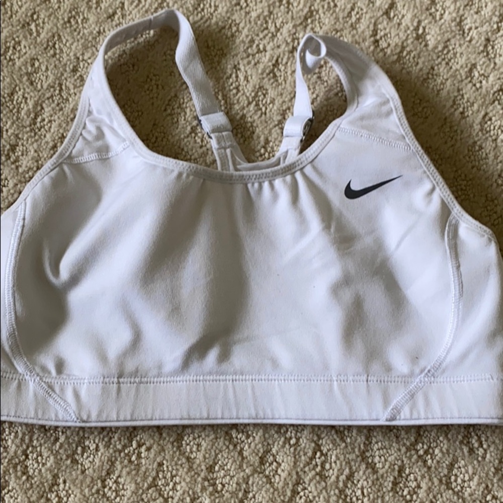Sports bra